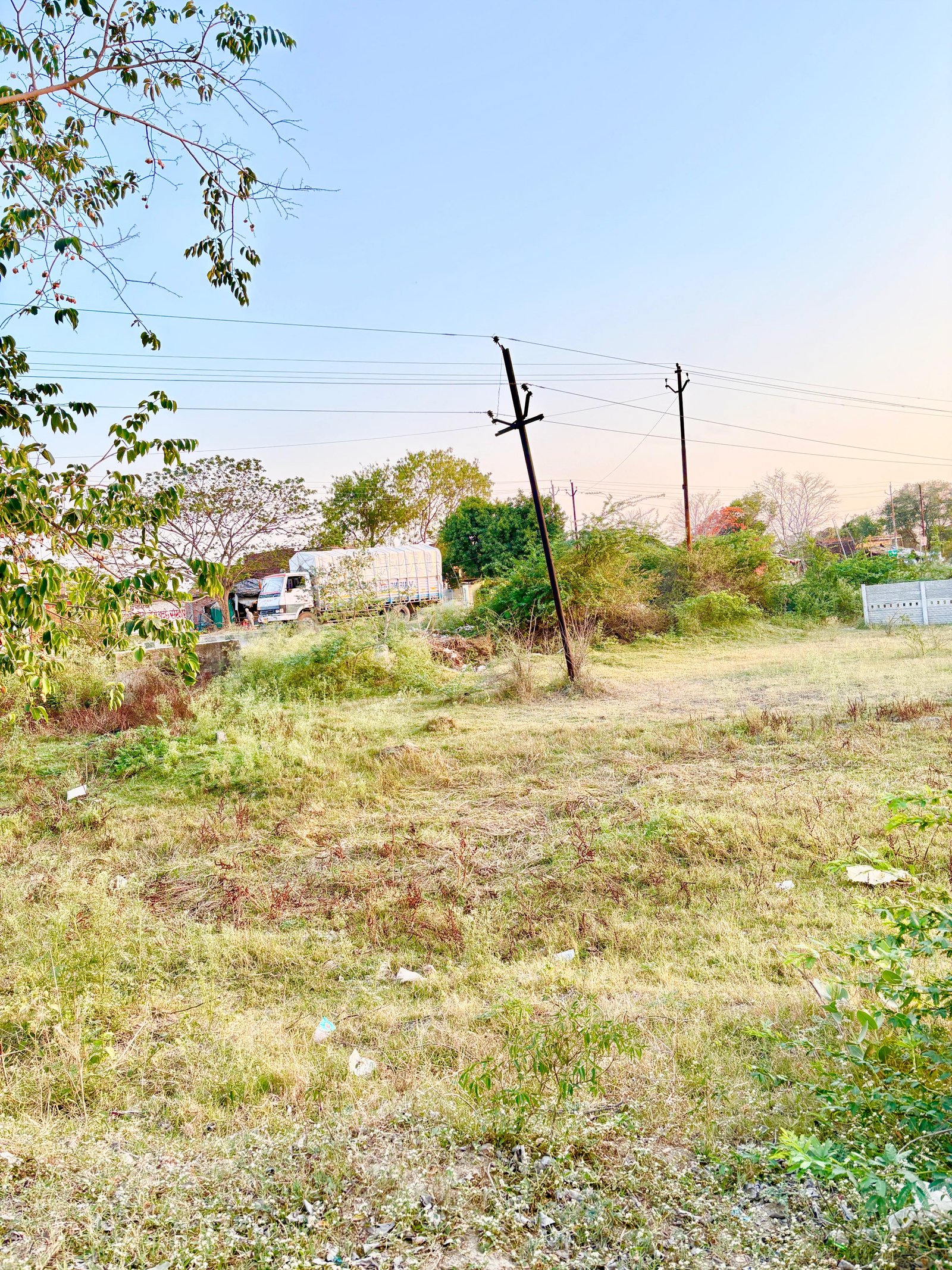 दीप श्री मोटर्स के पास 25X120 sqft का प्लॉट gallery 5