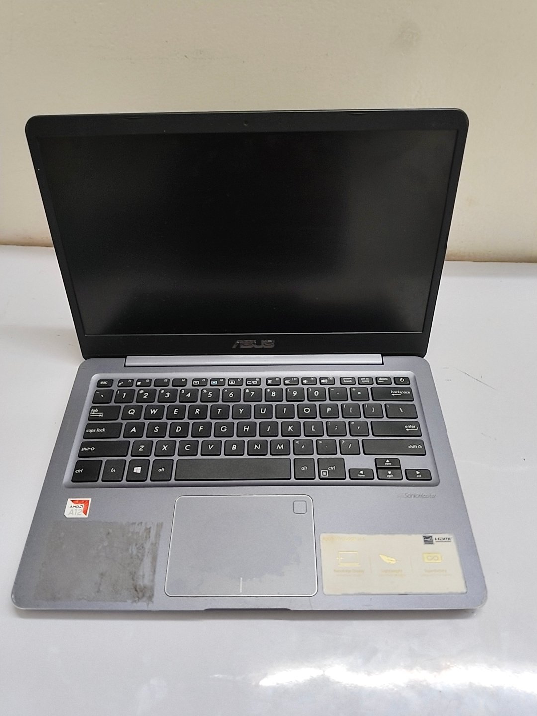 ASUS AMD Laptop 4GB RAM 512GB Storage Windows 10 photo 2