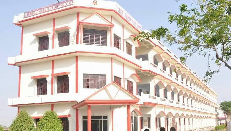उरई - झांसी हाइवे गेट के नज़दीक 45X40 sqft का प्लॉट  gallery 6