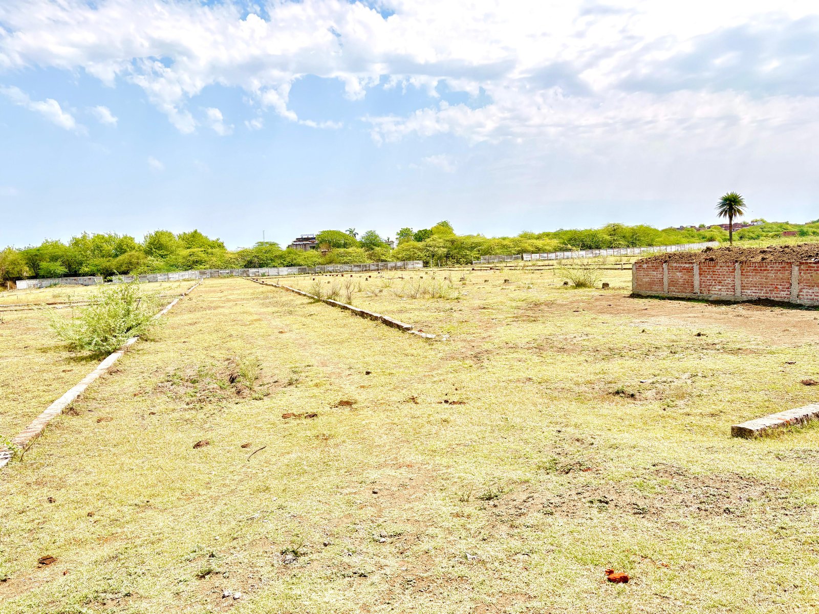 हुब्बलाल कॉलेज के पहले 20X35 sqft का प्लॉट 